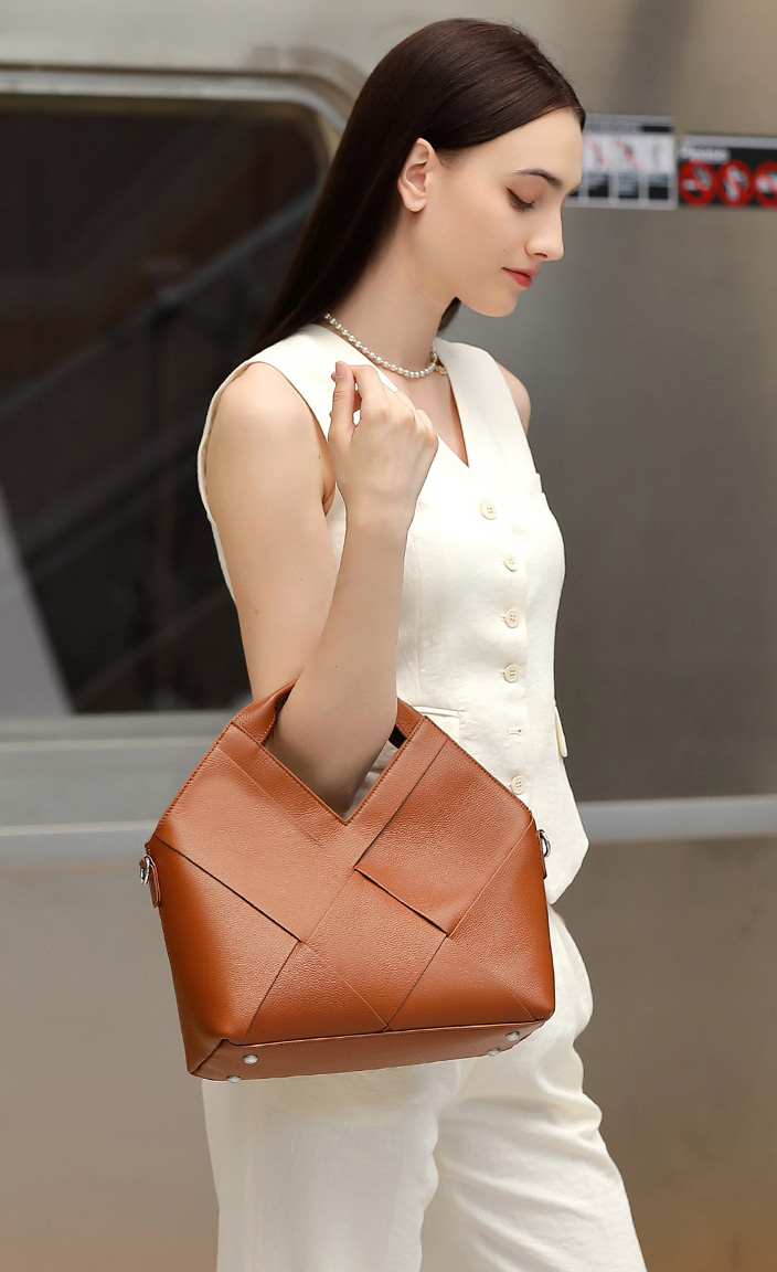 DEEPKEE original nubuck handmade full-grain genuine leather cowhide bag 頭層真皮編織包軟皮手提斜挎包 3112 號