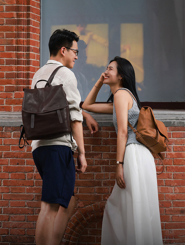 香港狄記皮具 狄記 原創真皮手工 ins郵差包 ins風格包包 頭層牛皮包包 皮革 原創手工真皮 皮件 DEEPKEE 復古真皮手工包