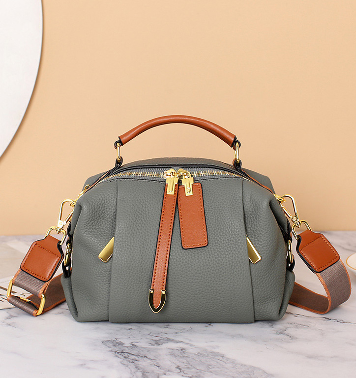 DEEPKEE original nubuck handmade full-grain genuine leather cowhide bag 頭層牛皮枕頭包 5502 號