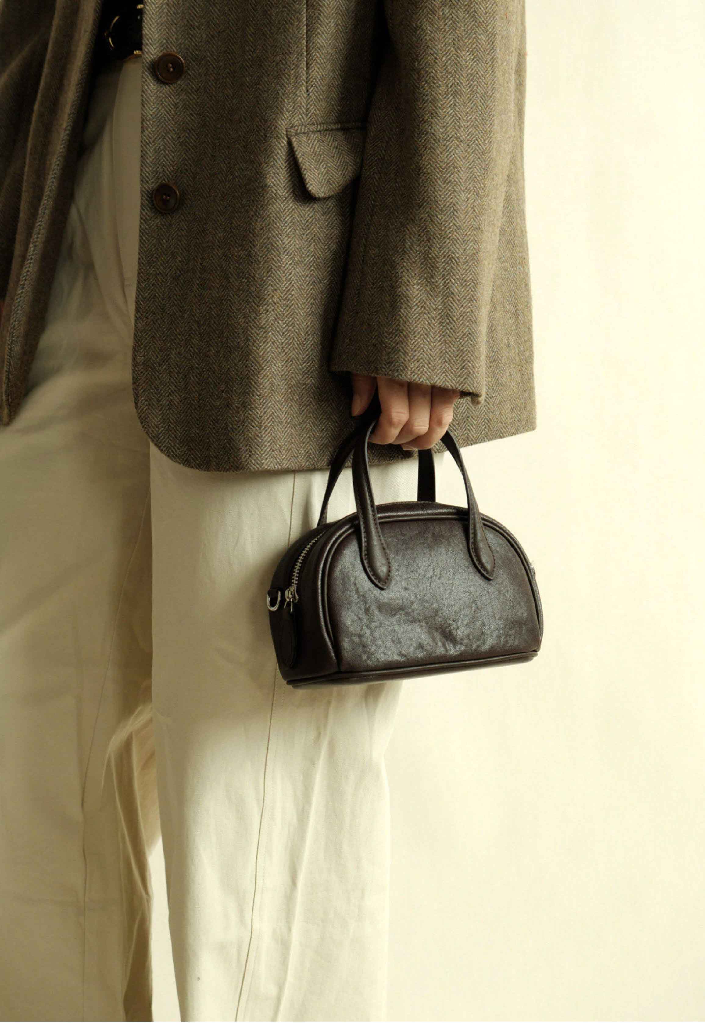 香港狄記皮具 狄記 原創真皮手工 ins郵差包 ins風格包包 頭層牛皮包包 皮革 原創手工真皮 皮件 DEEPKEE 復古真皮手工包