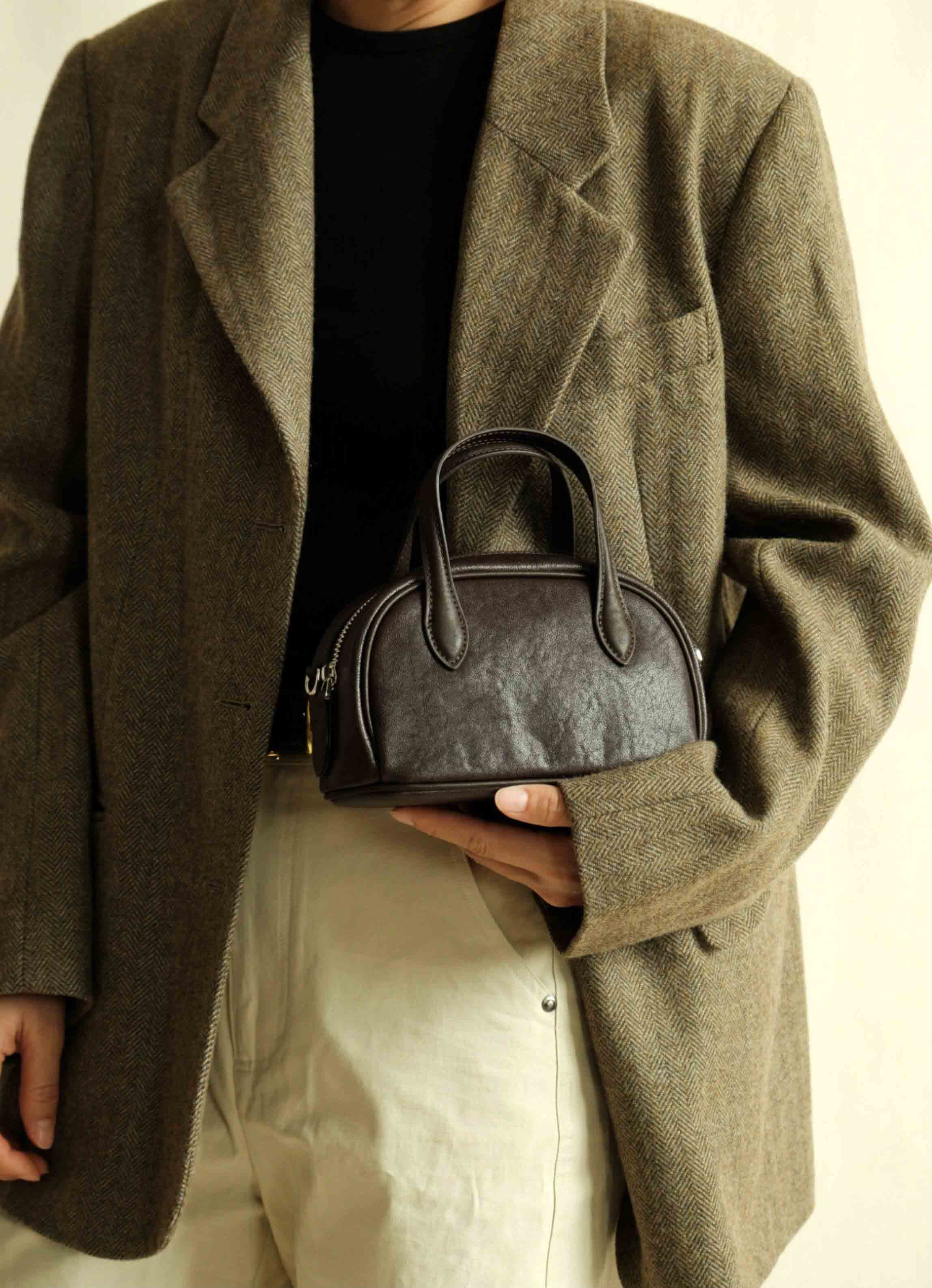 香港狄記皮具 狄記 原創真皮手工 ins郵差包 ins風格包包 頭層牛皮包包 皮革 原創手工真皮 皮件 DEEPKEE 復古真皮手工包