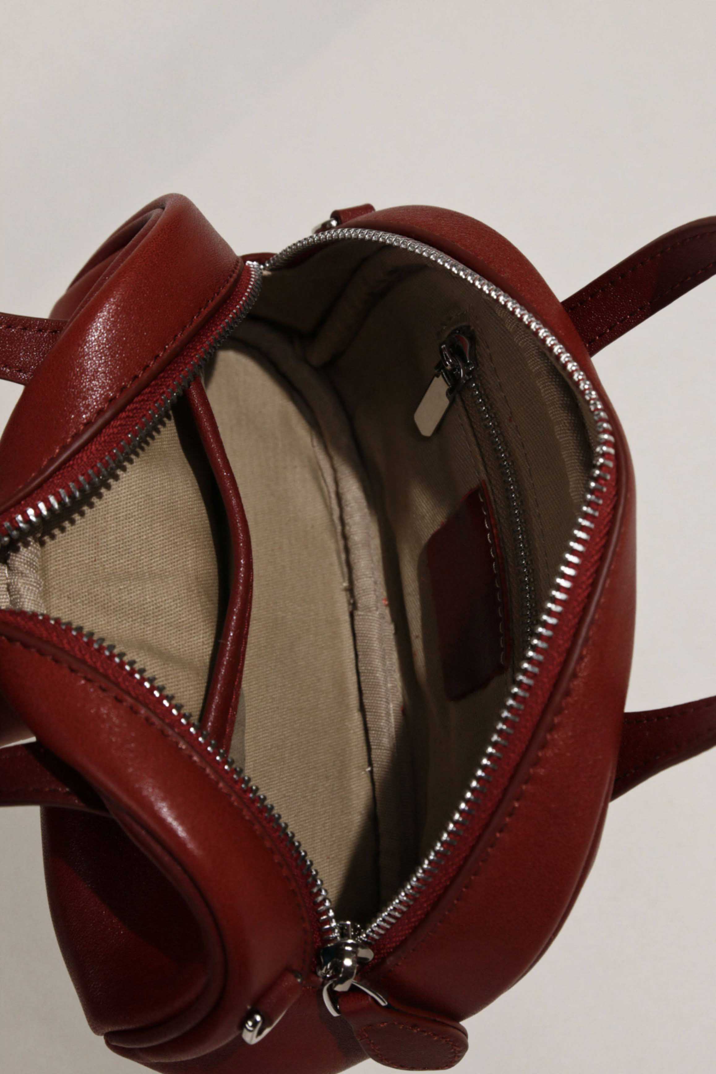 香港狄記皮具 狄記 原創真皮手工 ins郵差包 ins風格包包 頭層牛皮包包 皮革 原創手工真皮 皮件 DEEPKEE 復古真皮手工包