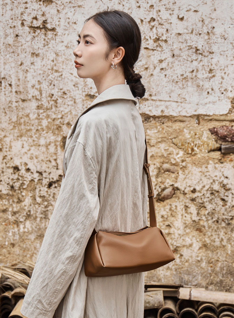 香港狄記皮具 狄記 原創真皮手工 ins郵差包 ins風格包包 頭層牛皮包包 皮革 原創手工真皮 皮件 DEEPKEE 復古真皮手工包