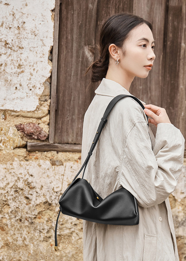 香港狄記皮具 狄記 原創真皮手工 ins郵差包 ins風格包包 頭層牛皮包包 皮革 原創手工真皮 皮件 DEEPKEE 復古真皮手工包