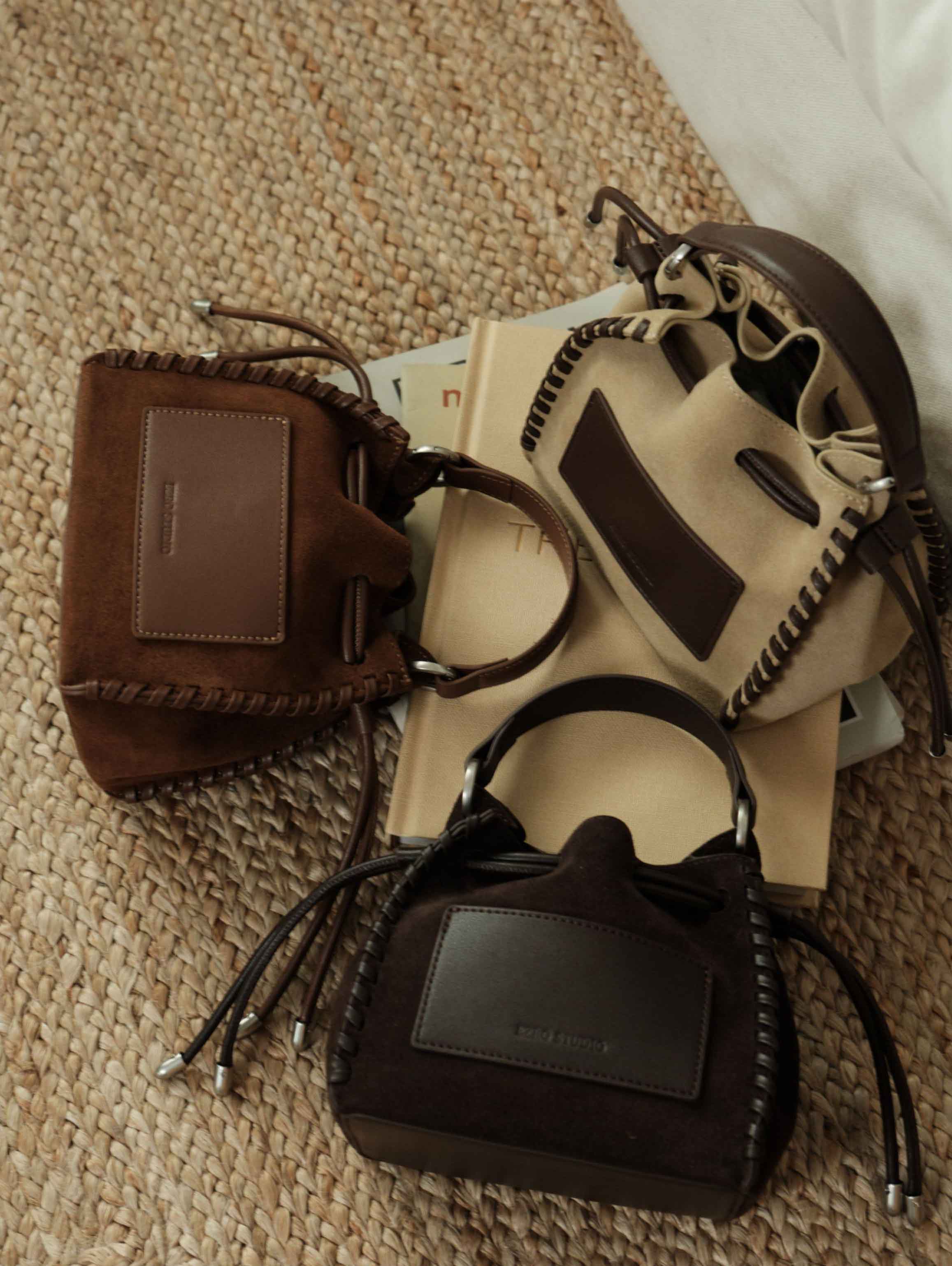 香港狄記皮具 狄記 原創真皮手工 ins郵差包 ins風格包包 頭層牛皮包包 皮革 原創手工真皮 皮件 DEEPKEE 復古真皮手工包