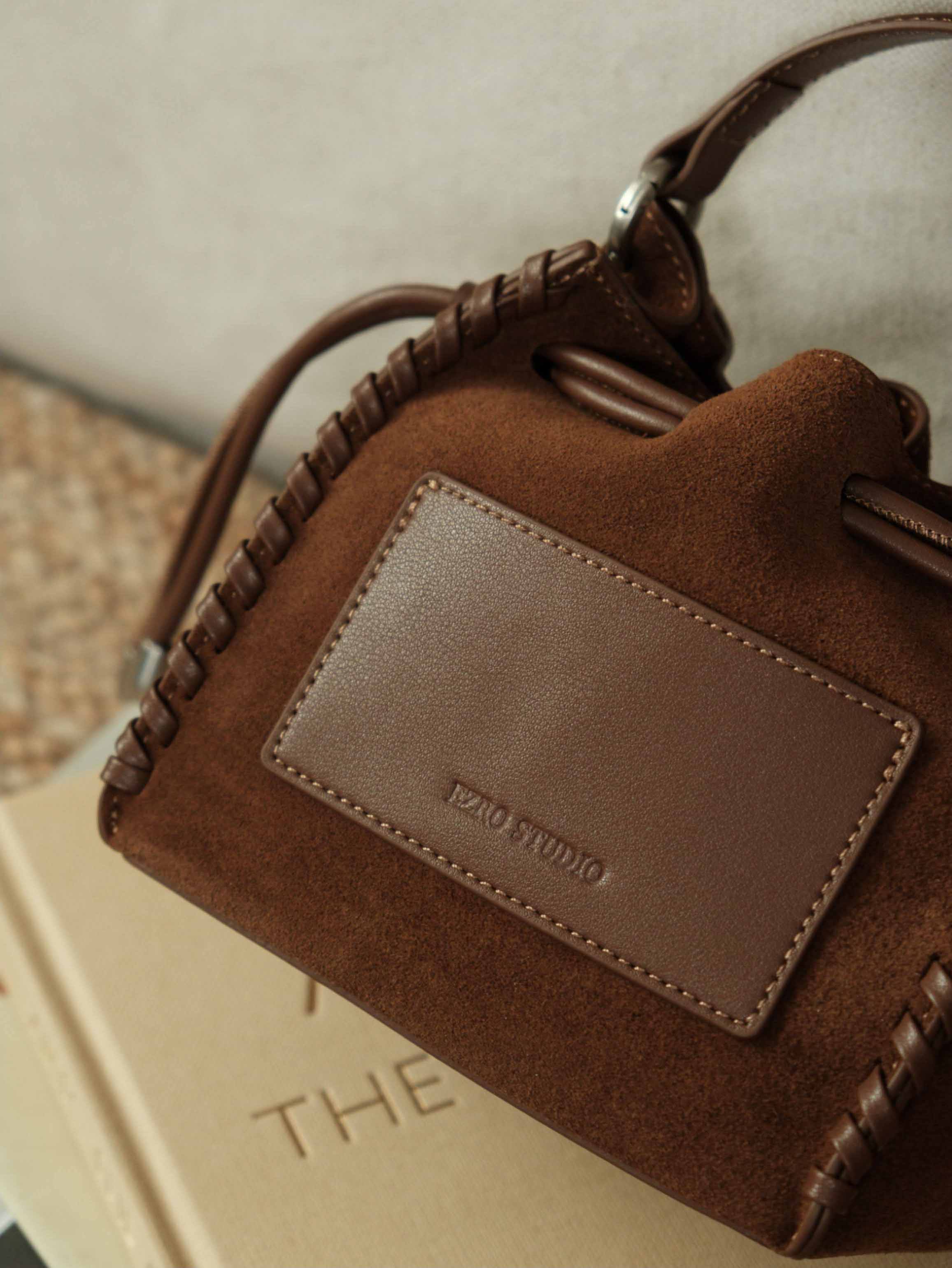 香港狄記皮具 狄記 原創真皮手工 ins郵差包 ins風格包包 頭層牛皮包包 皮革 原創手工真皮 皮件 DEEPKEE 復古真皮手工包