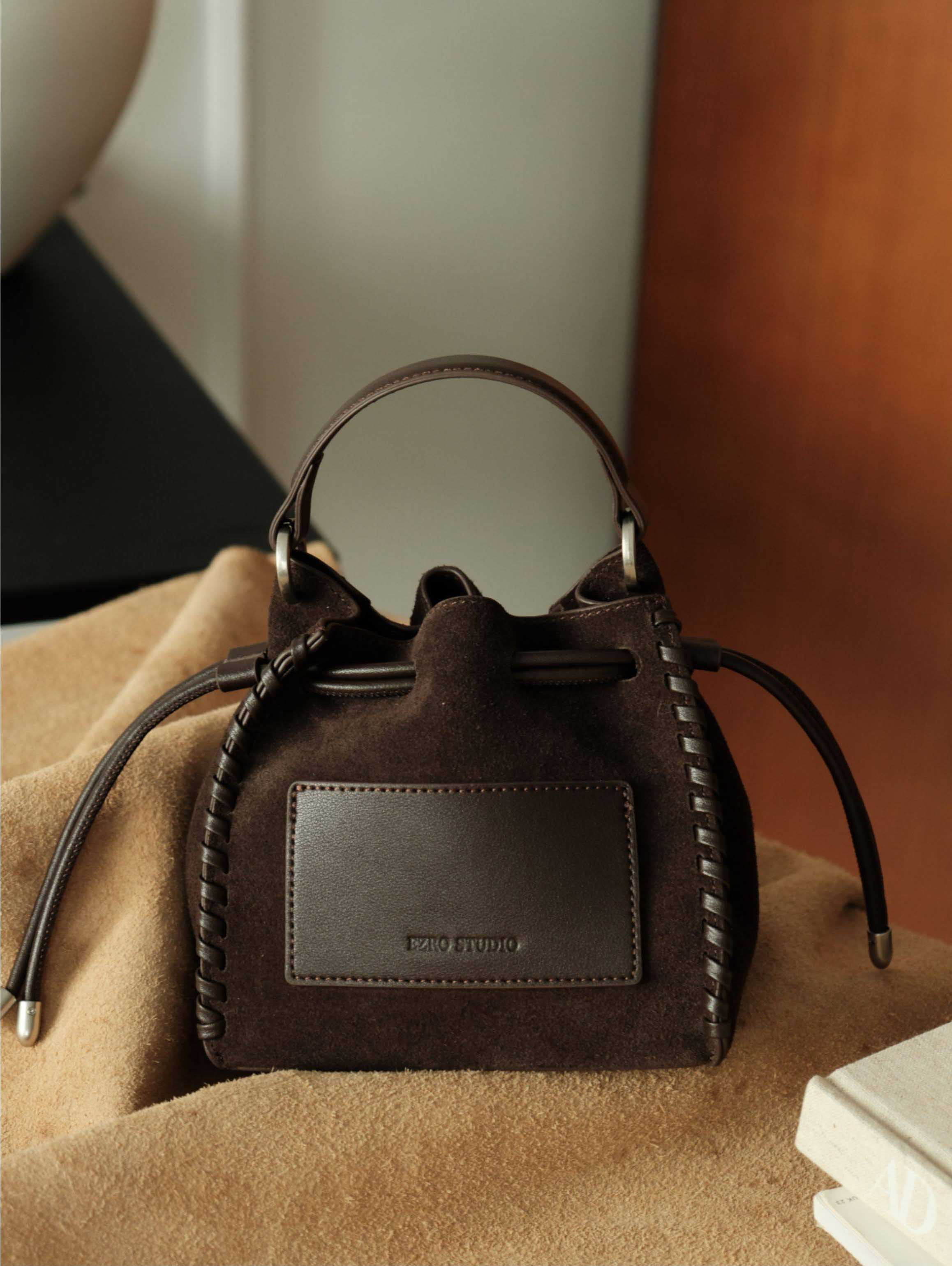 香港狄記皮具 狄記 原創真皮手工 ins郵差包 ins風格包包 頭層牛皮包包 皮革 原創手工真皮 皮件 DEEPKEE 復古真皮手工包