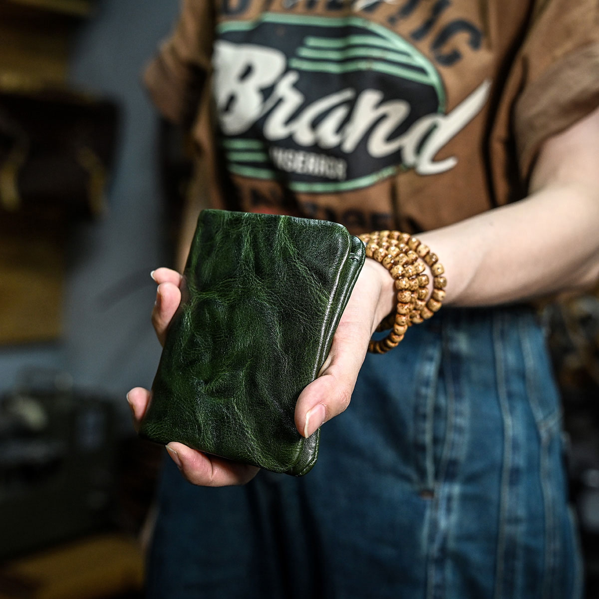 香港狄記皮具 狄記 原創真皮手工 ins郵差包 ins風格包包 頭層牛皮包包 皮革 原創手工真皮 皮件 DEEPKEE 復古包款 小眾軟皮手工包 真皮小方包 6325A 號