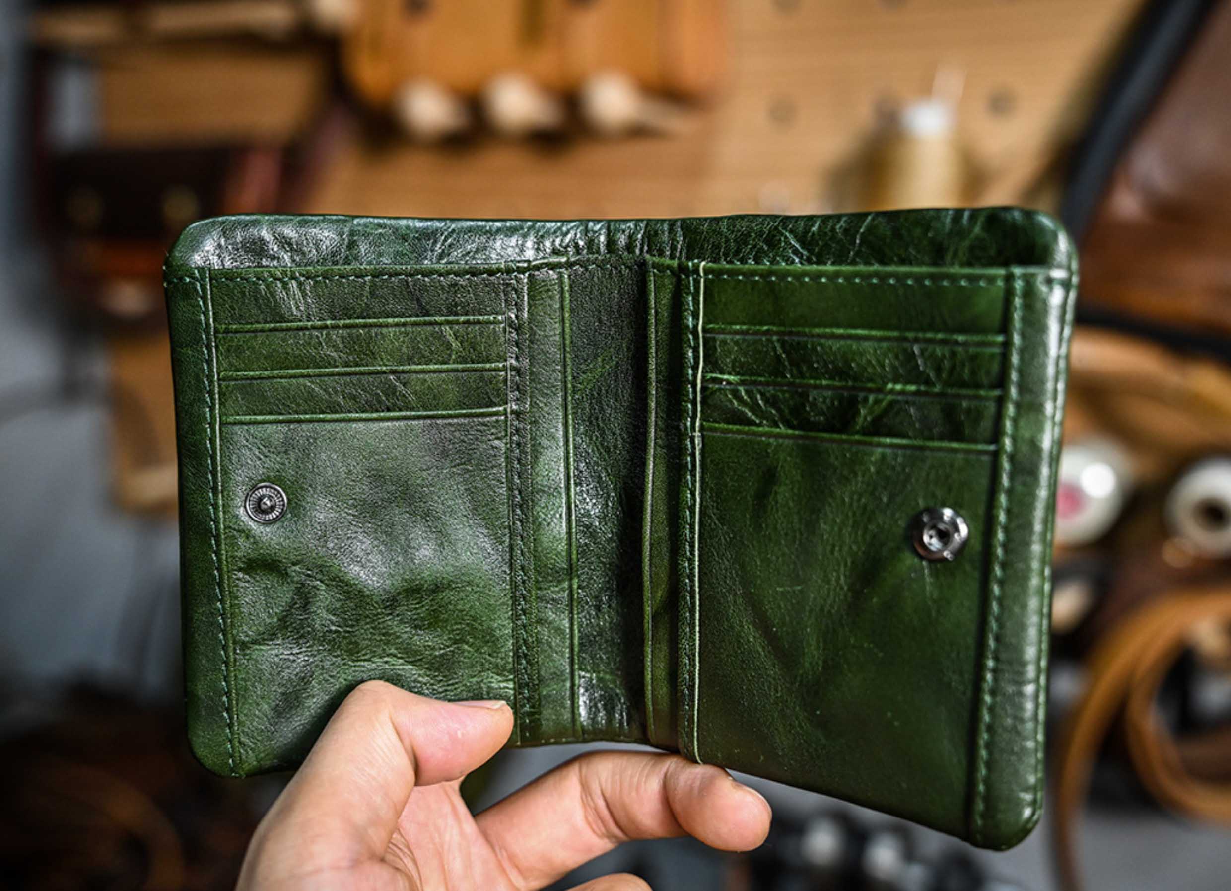 香港狄記皮具 狄記 原創真皮手工 ins郵差包 ins風格包包 頭層牛皮包包 皮革 原創手工真皮 皮件 DEEPKEE 復古包款 小眾軟皮手工包 真皮小方包 6325A 號