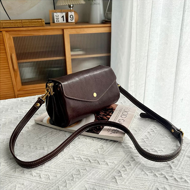 DEEPKEE BAGS 日式製軟皮 植鞣タ牛革の風琴型女包 6528號
