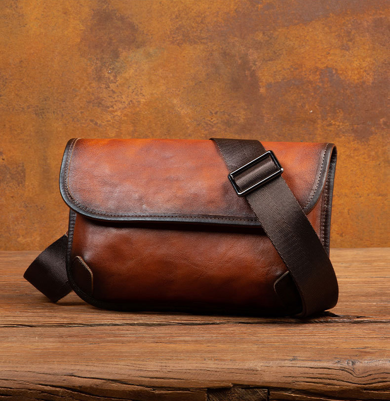 香港狄記皮具 狄記 原創真皮手工 ins郵差包 ins風格包包 頭層牛皮包包 皮革 原創手工真皮 皮件 DEEPKEE 復古真皮手工包