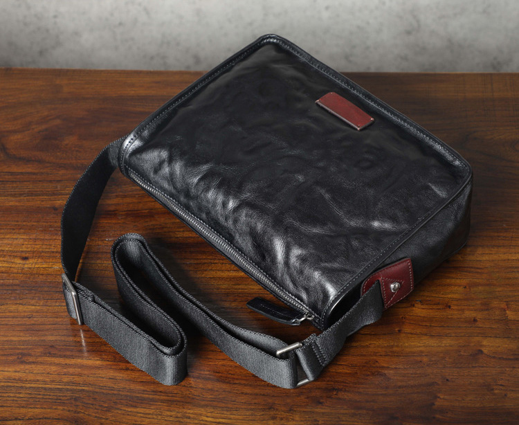 香港狄記皮具 狄記 原創真皮手工 ins郵差包 ins風格包包 頭層牛皮包包 皮革 原創手工真皮 皮件 DEEPKEE 復古真皮手工包