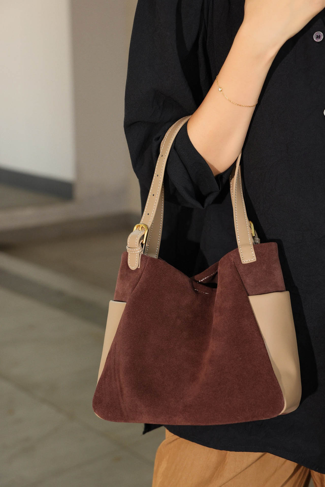 DEEPKEE original nubuck handmade full-grain genuine leather cowhide bag 簡約高級磨砂牛皮托特水桶包 7035 號