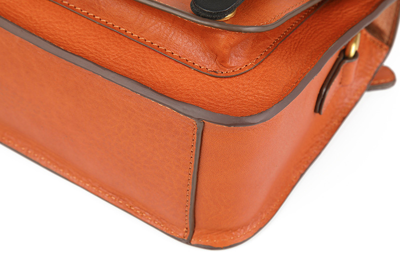 香港狄記皮具 狄記 原創真皮手工 ins郵差包 ins風格包包 頭層牛皮包包 皮革 原創手工真皮 皮件 DEEPKEE 復古真皮手工包