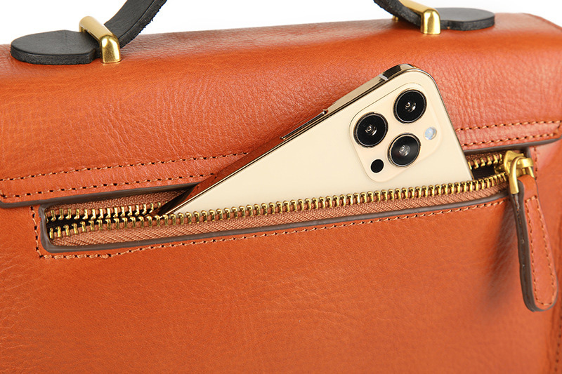 香港狄記皮具 狄記 原創真皮手工 ins郵差包 ins風格包包 頭層牛皮包包 皮革 原創手工真皮 皮件 DEEPKEE 復古真皮手工包