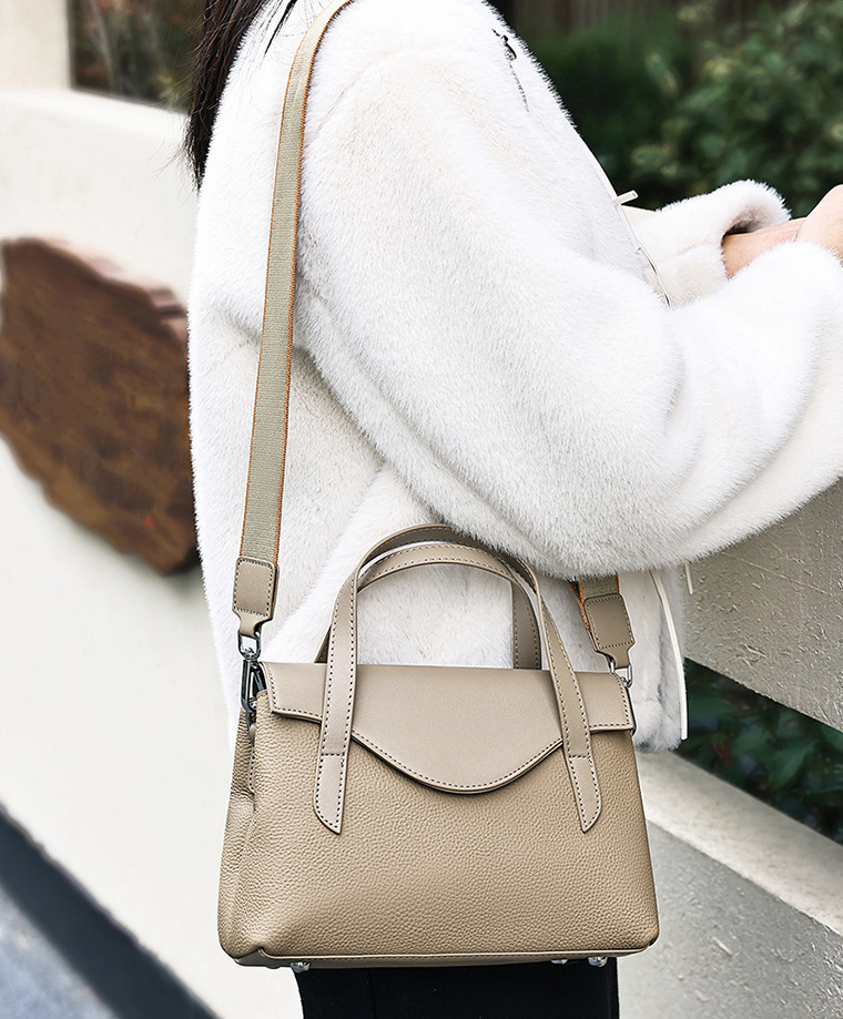 香港狄記皮具 狄記 原創真皮手工 ins郵差包 ins風格包包 頭層牛皮包包 皮革 原創手工真皮 皮件 DEEPKEE 復古真皮手工包