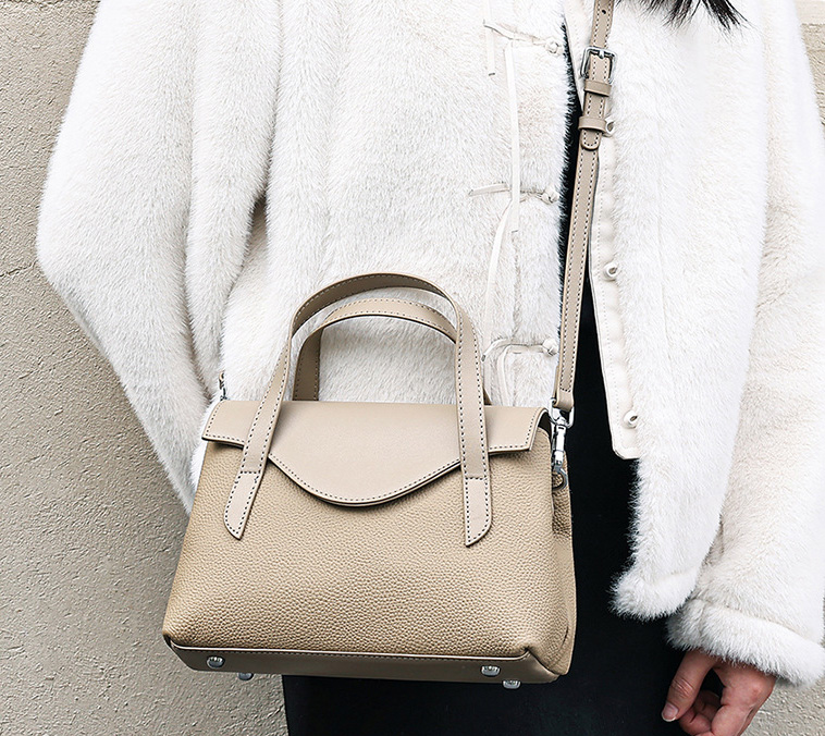 香港狄記皮具 狄記 原創真皮手工 ins郵差包 ins風格包包 頭層牛皮包包 皮革 原創手工真皮 皮件 DEEPKEE 復古真皮手工包