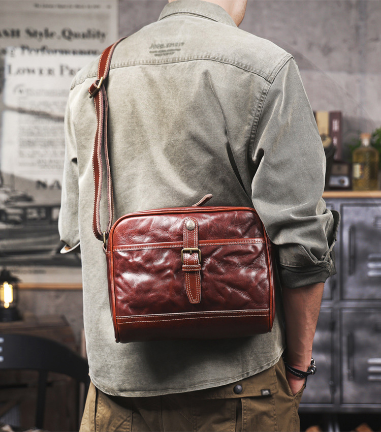 香港狄記皮具 狄記 原創真皮手工 ins郵差包 ins風格包包 頭層牛皮包包 皮革 原創手工真皮 皮件 DEEPKEE 復古真皮手工包