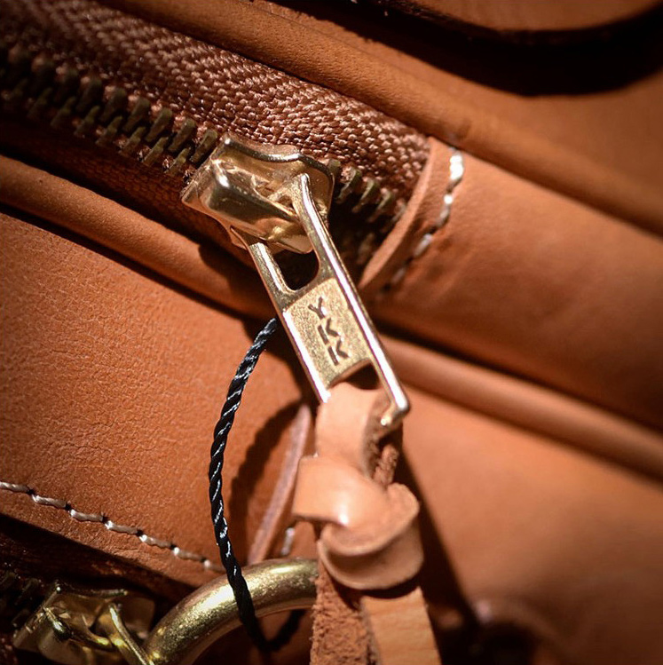 香港狄記皮具 狄記 原創真皮手工 ins郵差包 ins風格包包 頭層牛皮包包 皮革 原創手工真皮 皮件 DEEPKEE 復古真皮手工包