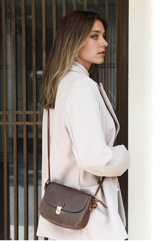 香港狄記皮具 狄記 原創真皮手工 ins郵差包 ins風格包包 頭層牛皮包包 皮革 原創手工真皮 皮件 DEEPKEE 復古真皮手工包