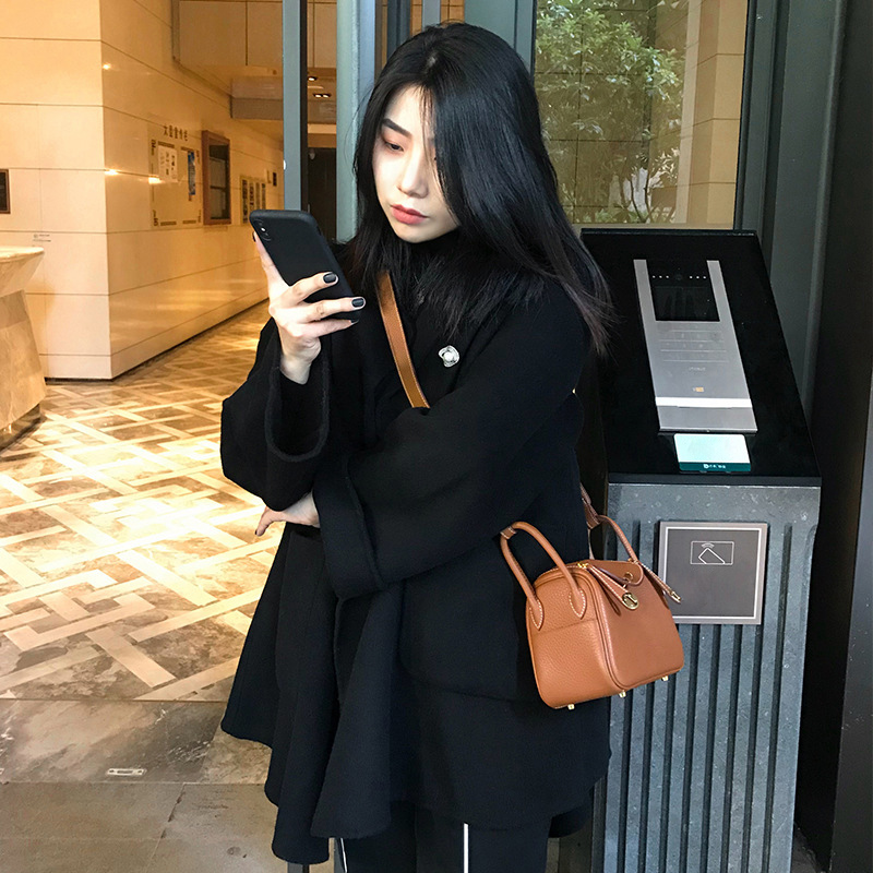 香港狄記 同款TOGO頭層牛皮リ琳迪包 8030號