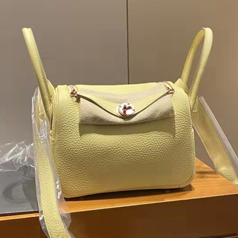 香港狄記 同款TOGO頭層牛皮リ琳迪包 8030號