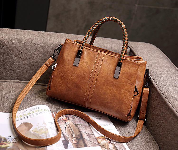 香港狄記皮具 狄記 原創真皮手工 ins郵差包 ins風格包包 頭層牛皮包包 皮革 原創手工真皮 皮件 DEEPKEE 復古真皮手工包