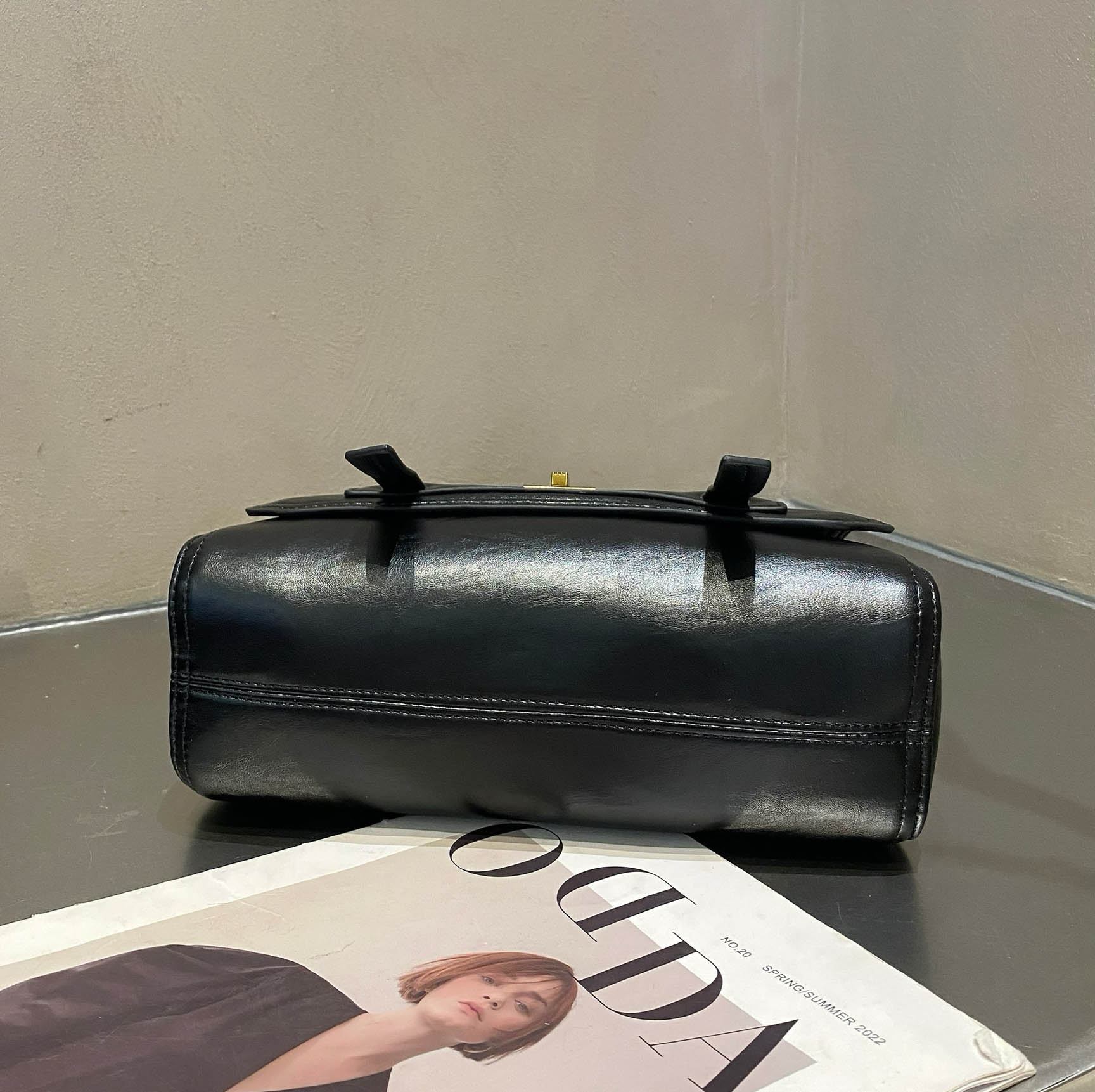 香港狄記皮具 狄記 原創真皮手工 ins郵差包 ins風格包包 頭層牛皮包包 皮革 原創手工真皮 皮件 DEEPKEE 復古真皮手工包