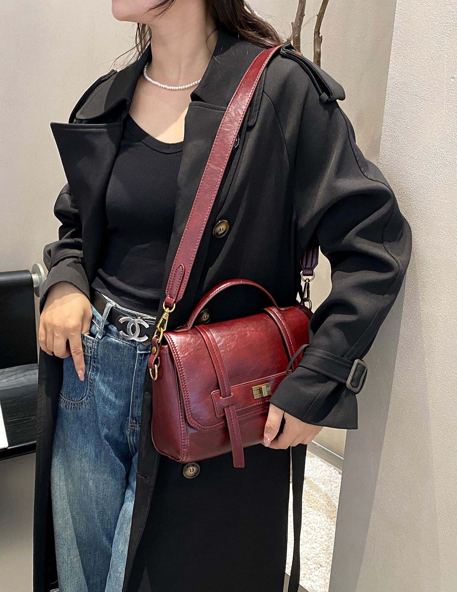 香港狄記皮具 狄記 原創真皮手工 ins郵差包 ins風格包包 頭層牛皮包包 皮革 原創手工真皮 皮件 DEEPKEE 復古真皮手工包