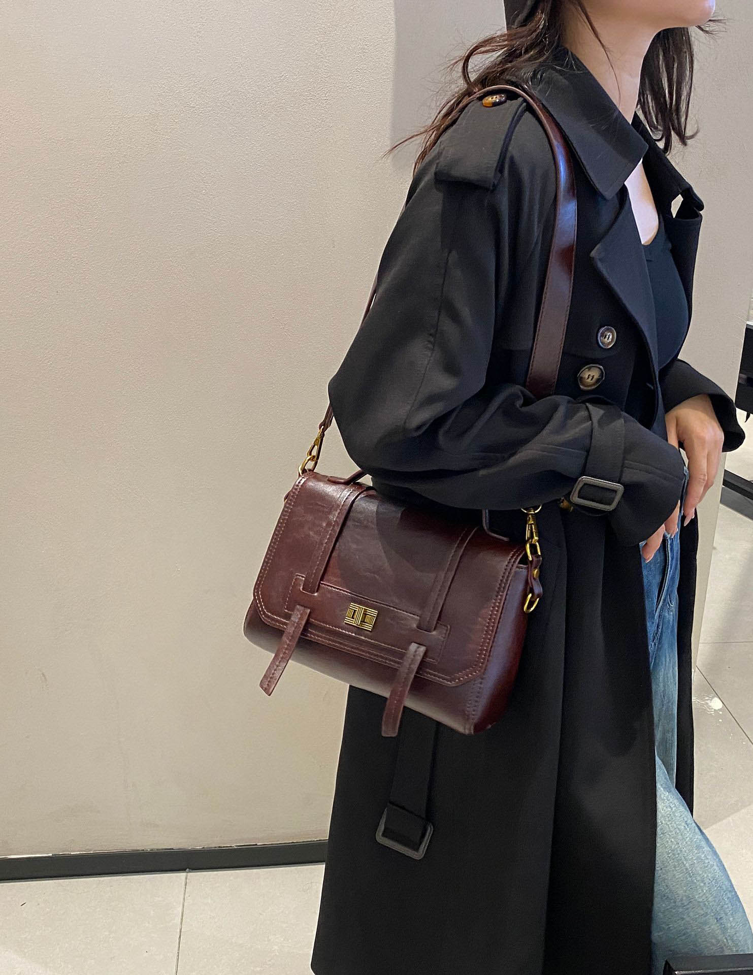 香港狄記皮具 狄記 原創真皮手工 ins郵差包 ins風格包包 頭層牛皮包包 皮革 原創手工真皮 皮件 DEEPKEE 復古真皮手工包