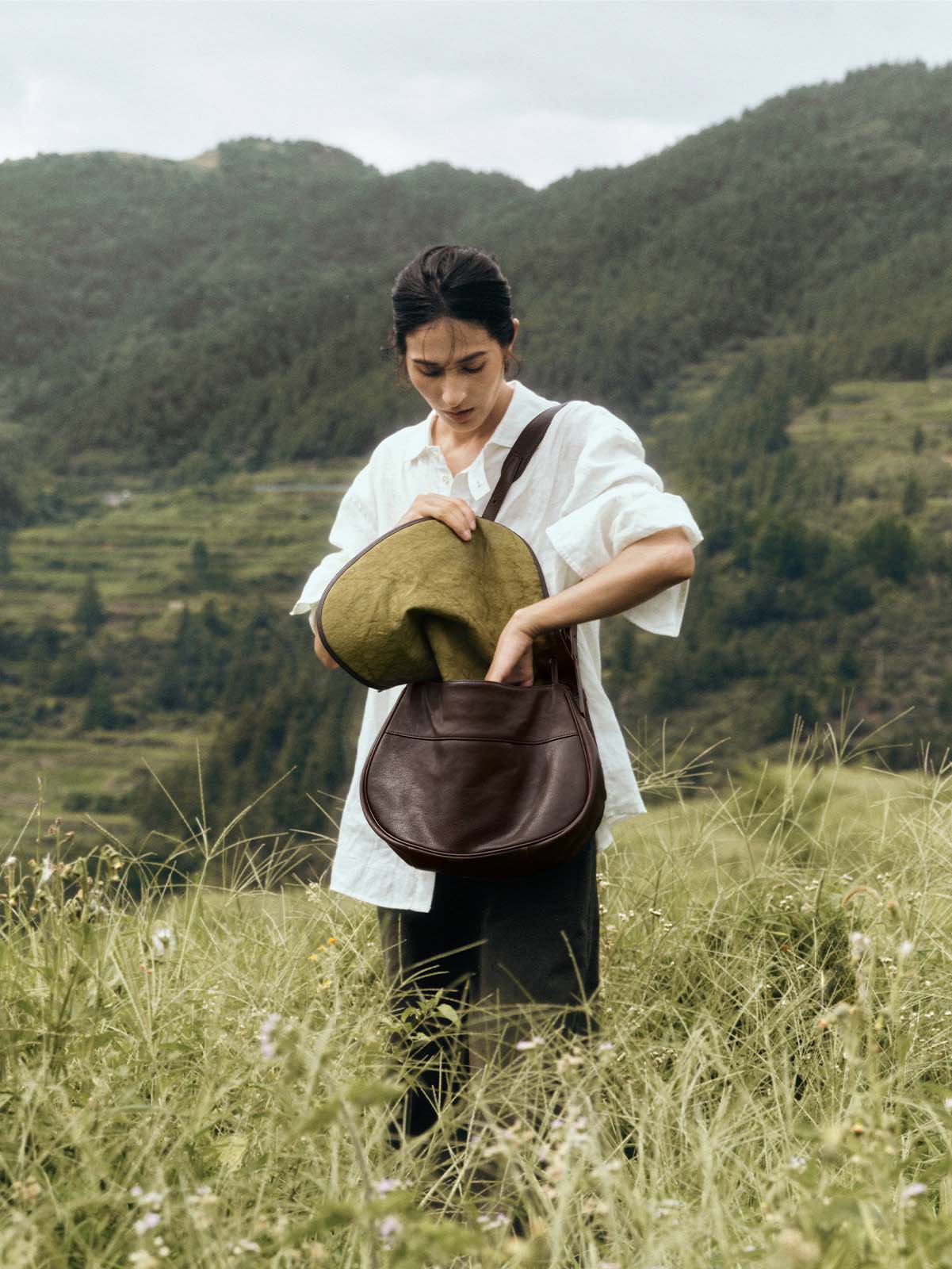 香港狄記皮具 狄記 原創真皮手工 ins郵差包 ins風格包包 頭層牛皮包包 皮革 原創手工真皮 皮件 DEEPKEE 復古真皮手工包