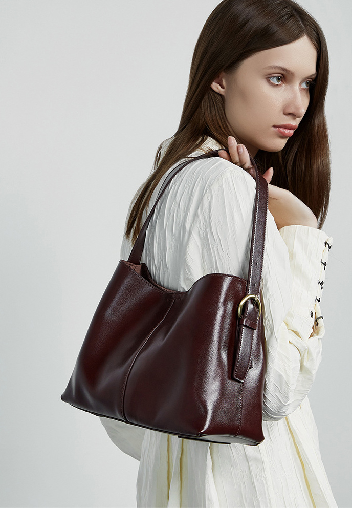 香港狄記皮具 狄記 原創真皮手工 ins郵差包 ins風格包包 頭層牛皮包包 皮革 原創手工真皮 皮件 DEEPKEE 復古真皮手工包