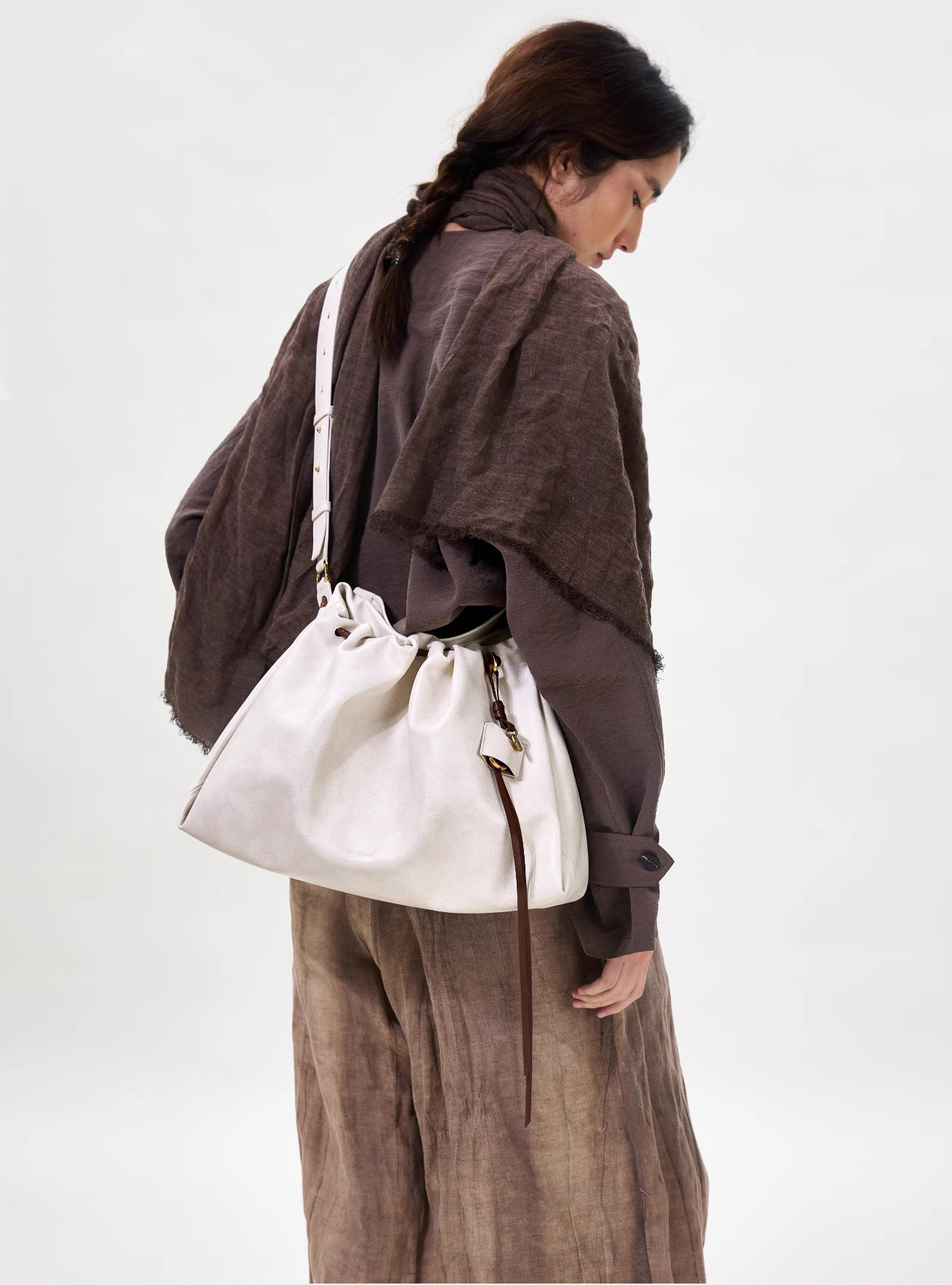 DEEPKEE original nubuck handmade full-grain genuine leather cowhide bag 頭層牛皮流浪包 8965 號