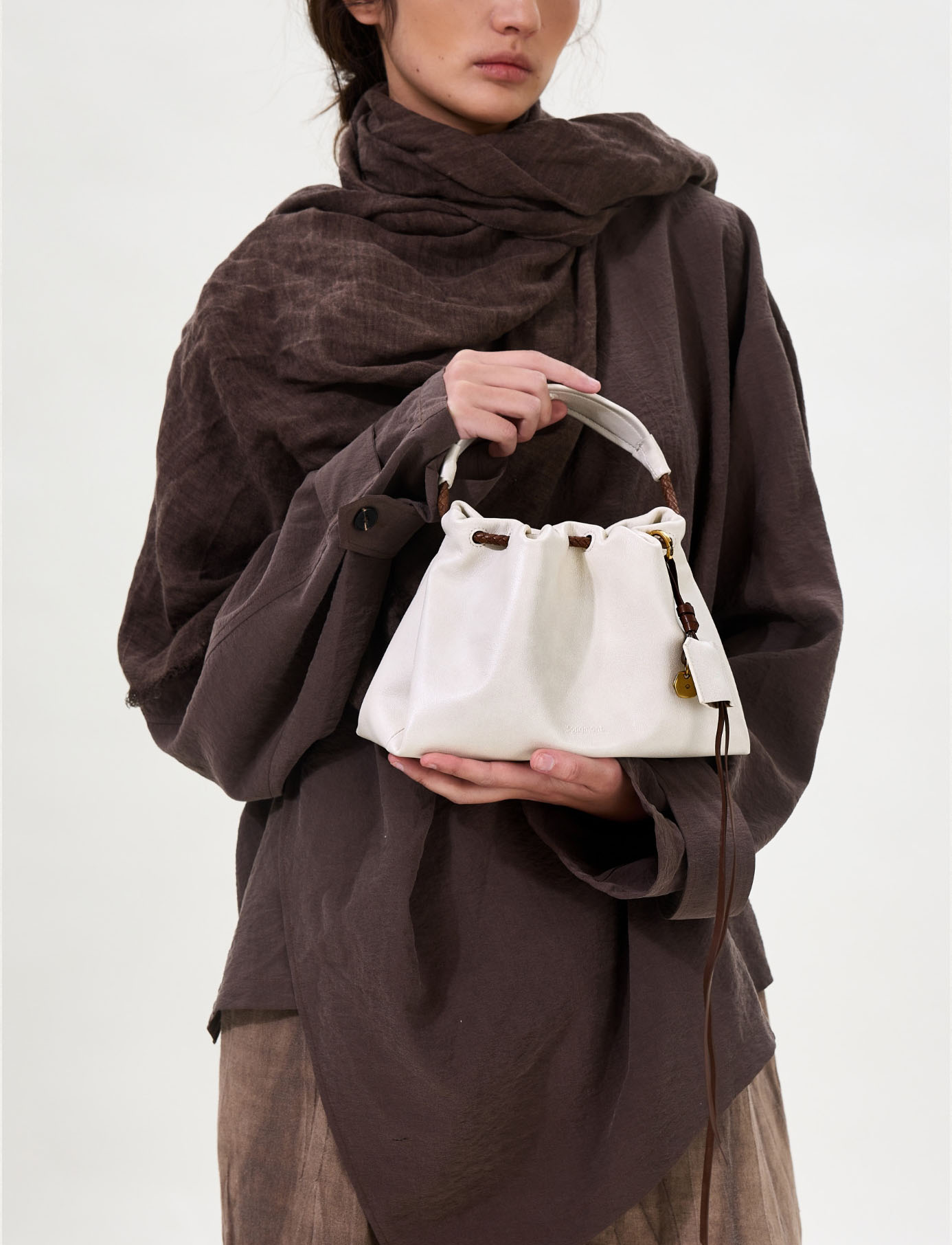 DEEPKEE original nubuck handmade full-grain genuine leather cowhide bag 頭層牛皮流浪包 8965 號