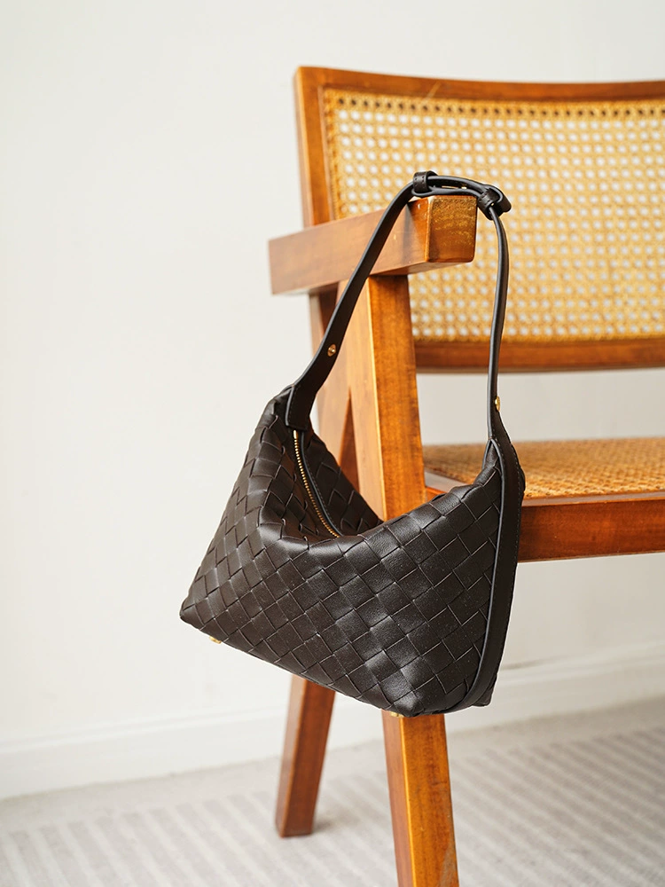 DEEPKEE BAGS | 職人技 小羊皮ン編み織手提包 90102號