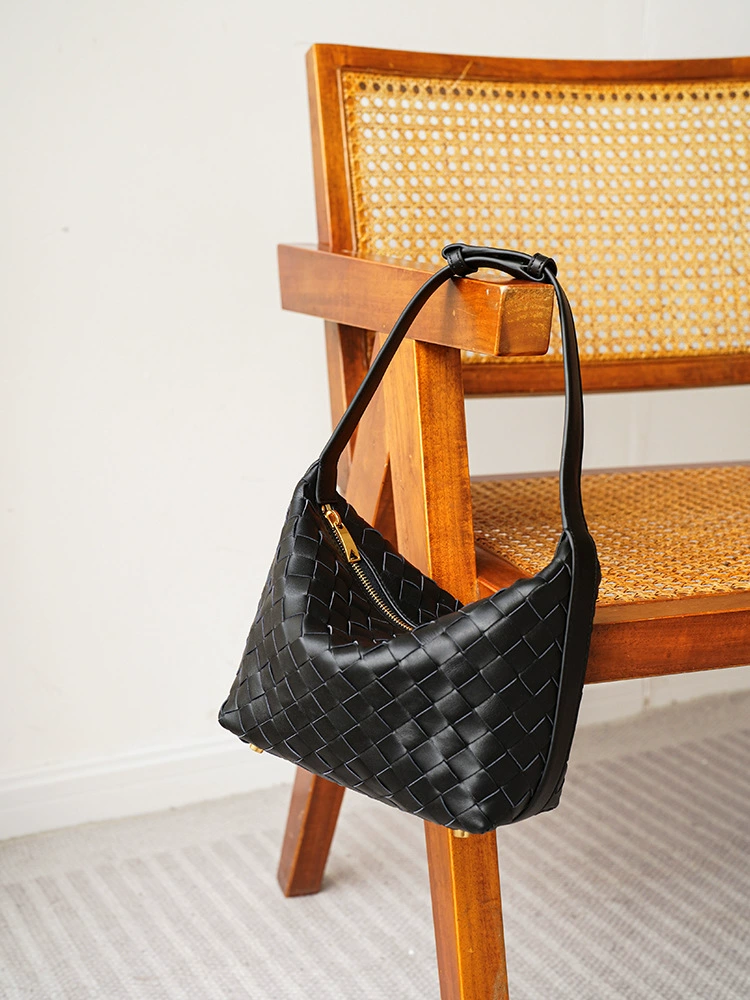 DEEPKEE BAGS | 職人技 小羊皮ン編み織手提包 90102號