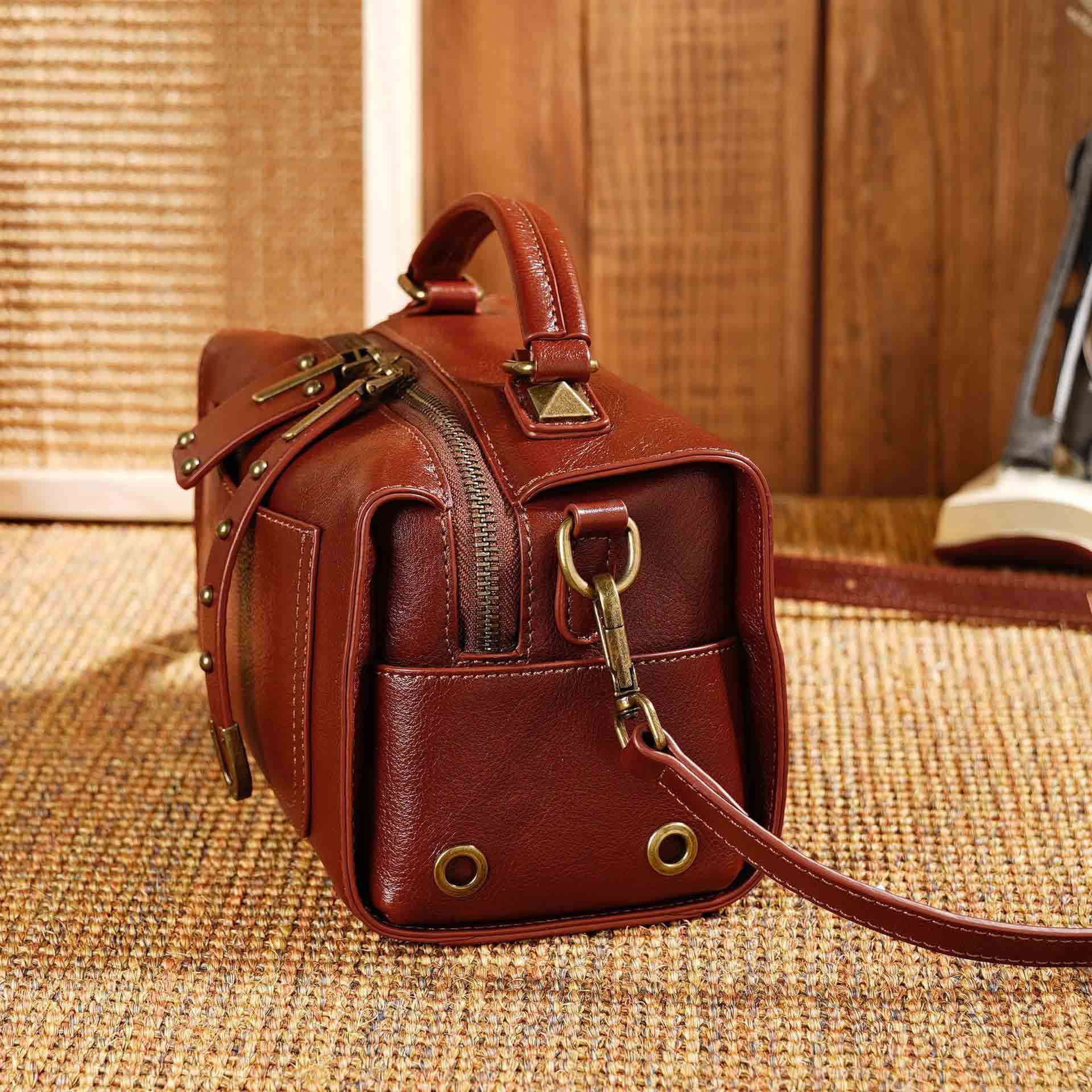 香港狄記皮具 狄記 原創真皮手工 ins郵差包 ins風格包包 頭層牛皮包包 皮革 原創手工真皮 皮件 DEEPKEE 復古真皮手工包