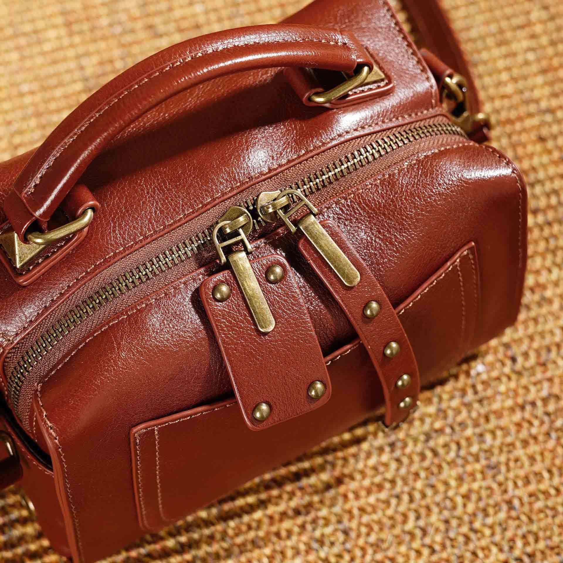 香港狄記皮具 狄記 原創真皮手工 ins郵差包 ins風格包包 頭層牛皮包包 皮革 原創手工真皮 皮件 DEEPKEE 復古真皮手工包