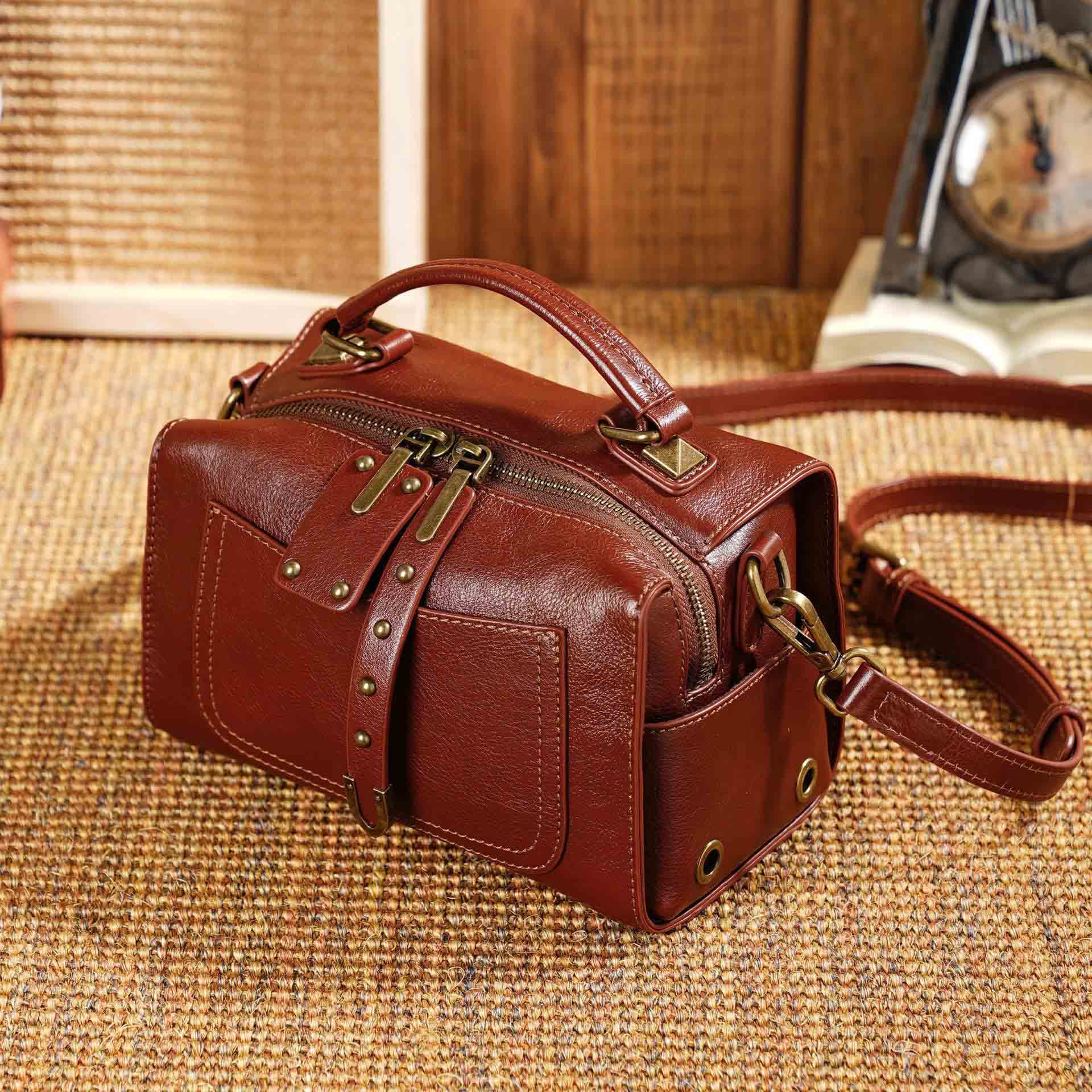 香港狄記皮具 狄記 原創真皮手工 ins郵差包 ins風格包包 頭層牛皮包包 皮革 原創手工真皮 皮件 DEEPKEE 復古真皮手工包