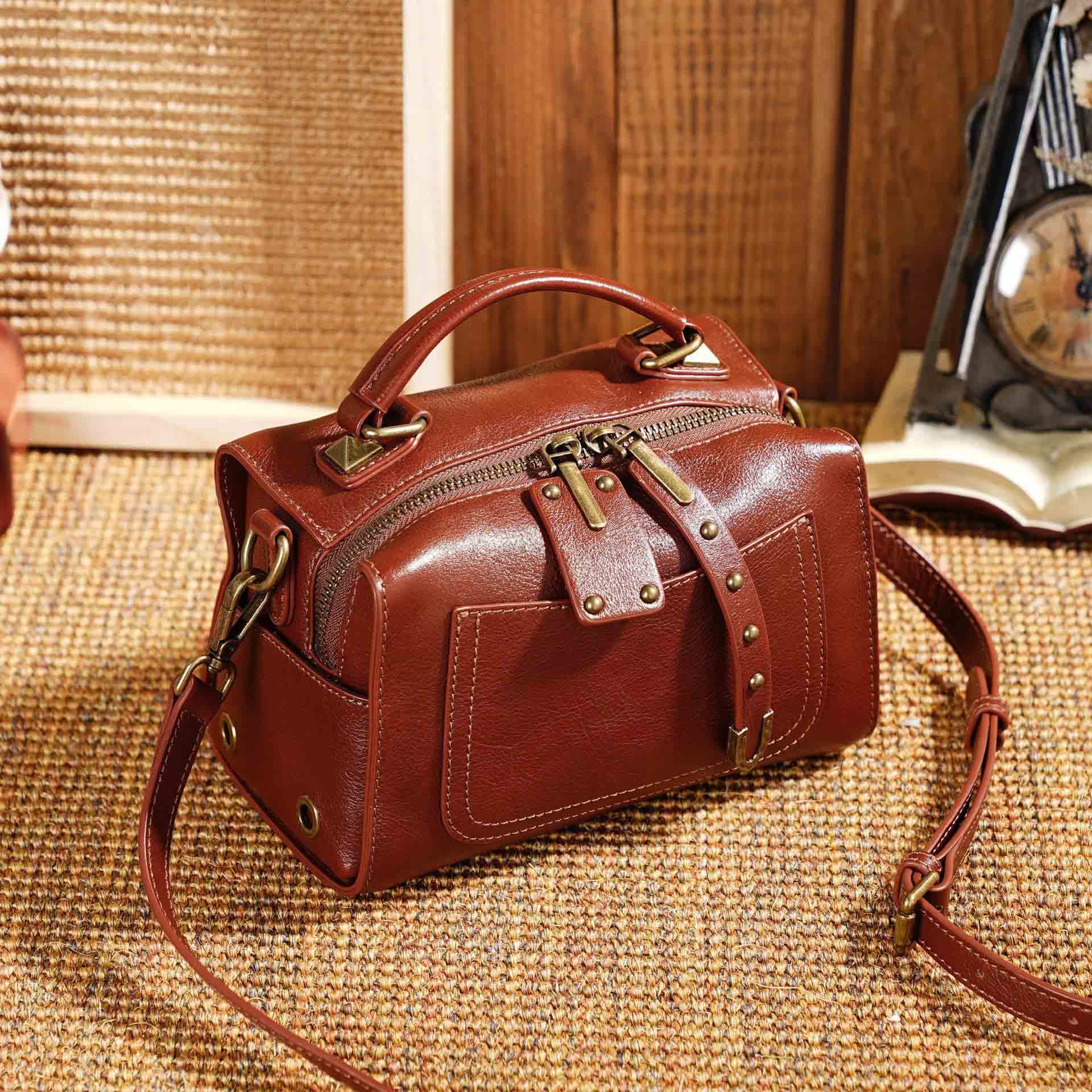 香港狄記皮具 狄記 原創真皮手工 ins郵差包 ins風格包包 頭層牛皮包包 皮革 原創手工真皮 皮件 DEEPKEE 復古真皮手工包