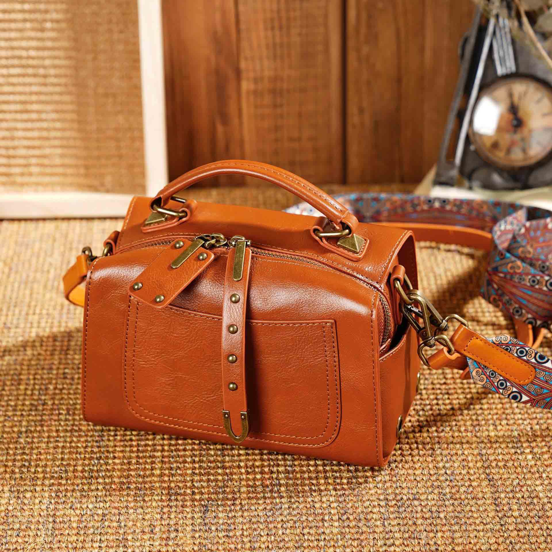 香港狄記皮具 狄記 原創真皮手工 ins郵差包 ins風格包包 頭層牛皮包包 皮革 原創手工真皮 皮件 DEEPKEE 復古真皮手工包