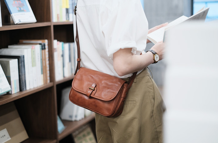 DEEPKEE original nubuck handmade full-grain genuine leather cowhide bag 新款質感通勤小方包真皮復古斜挎包 9264-D 號