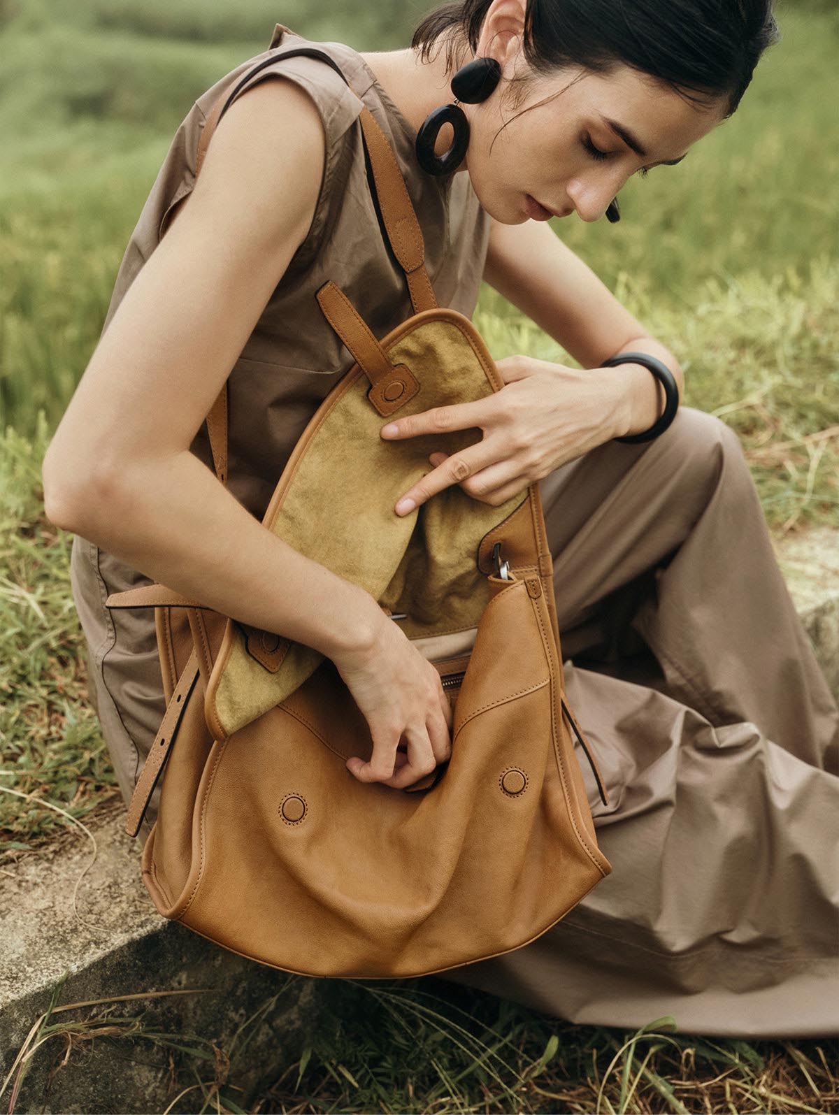 香港狄記皮具 狄記 原創真皮手工 ins郵差包 ins風格包包 頭層牛皮包包 皮革 原創手工真皮 皮件 DEEPKEE 復古真皮手工包