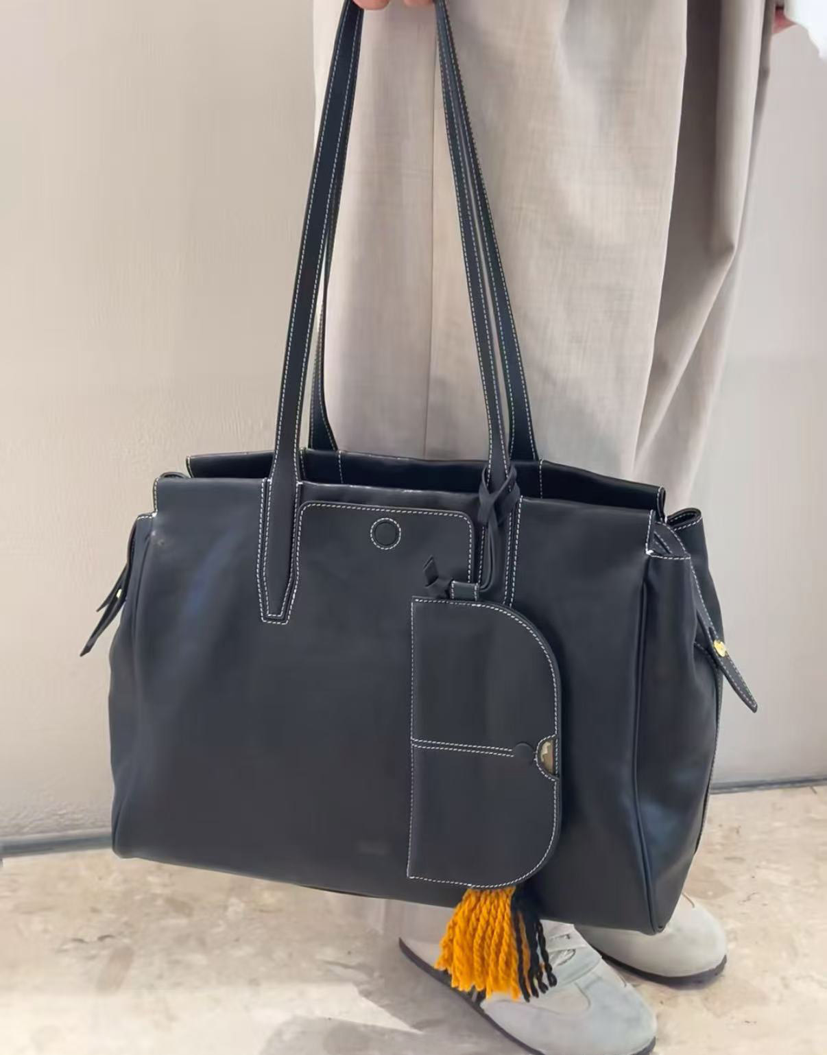 香港狄記皮具 狄記 原創真皮手工 ins郵差包 ins風格包包 頭層牛皮包包 皮革 原創手工真皮 皮件 DEEPKEE 復古真皮手工包