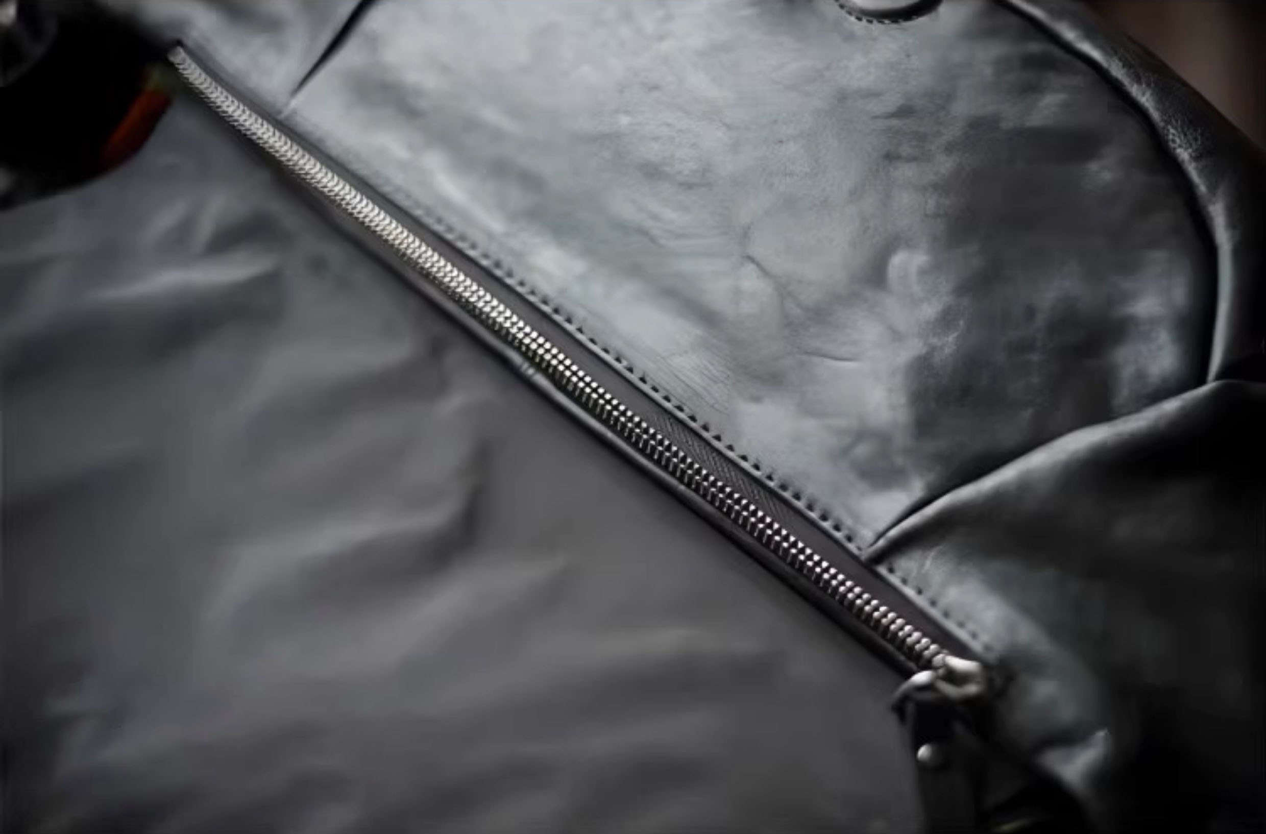 香港狄記皮具 狄記 原創真皮手工 ins郵差包 ins風格包包 頭層牛皮包包 皮革 原創手工真皮 皮件 DEEPKEE 復古真皮手工包