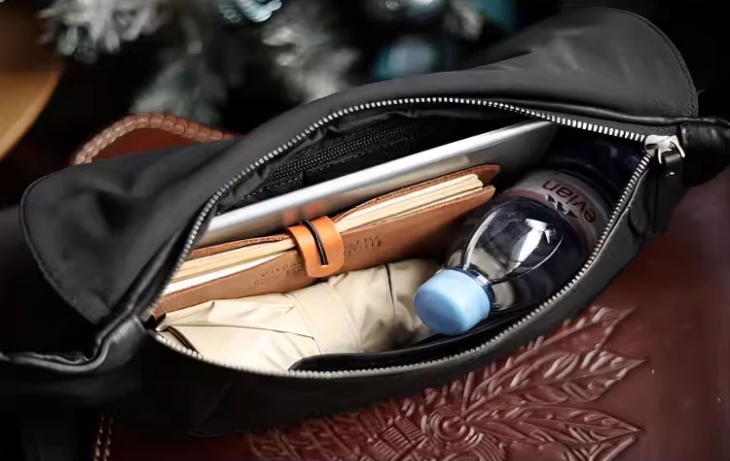 香港狄記皮具 狄記 原創真皮手工 ins郵差包 ins風格包包 頭層牛皮包包 皮革 原創手工真皮 皮件 DEEPKEE 復古真皮手工包