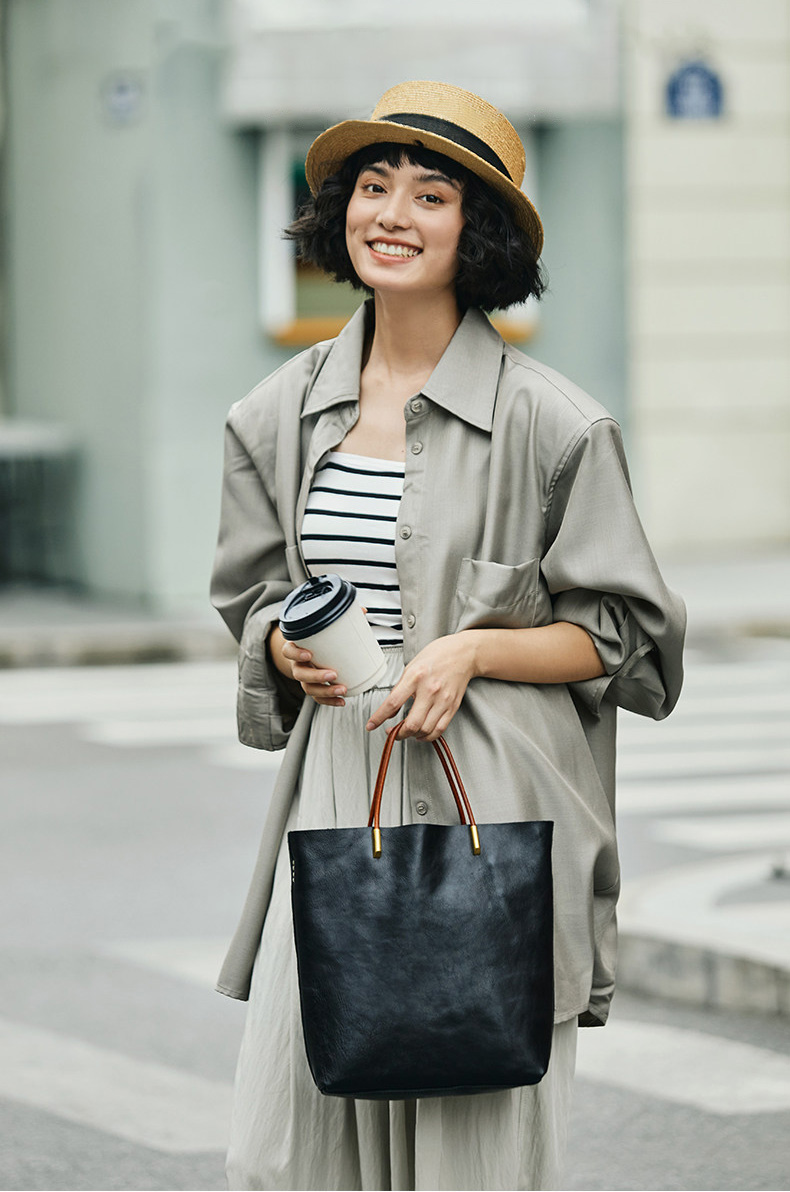 香港狄記皮具 狄記 原創真皮手工 ins郵差包 ins風格包包 頭層牛皮包包 皮革 原創手工真皮 皮件 DEEPKEE 復古真皮手工包