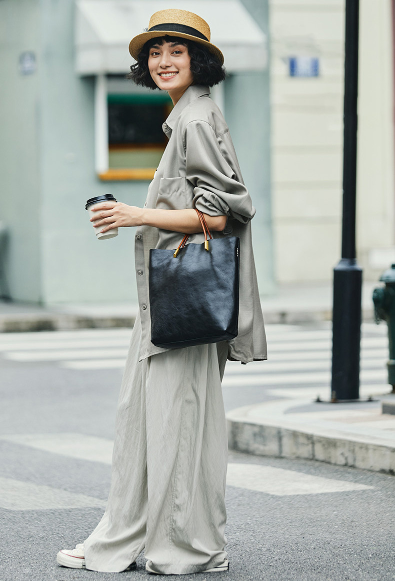 香港狄記皮具 狄記 原創真皮手工 ins郵差包 ins風格包包 頭層牛皮包包 皮革 原創手工真皮 皮件 DEEPKEE 復古真皮手工包