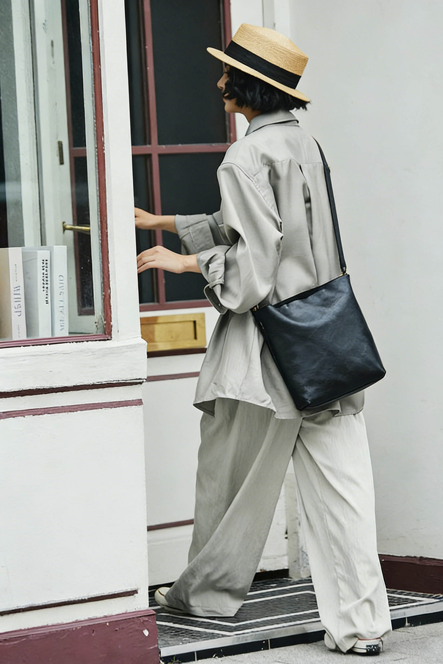 DEEPKEE 極簡風經典水桶包 B699 號