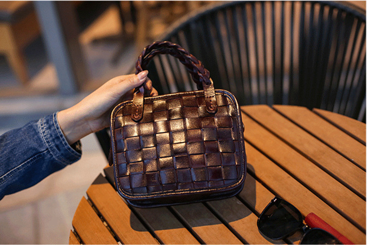 香港狄記皮具 狄記 原創真皮手工 ins郵差包 ins風格包包 頭層牛皮包包 皮革 原創手工真皮 皮件 DEEPKEE 復古真皮手工包